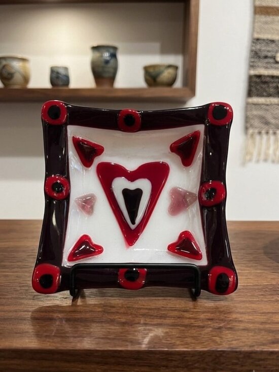 Folk Art Other - 2008 Signed "J. Mule" BC Fused Glass Heart Dish 8" Canadian Folk Art